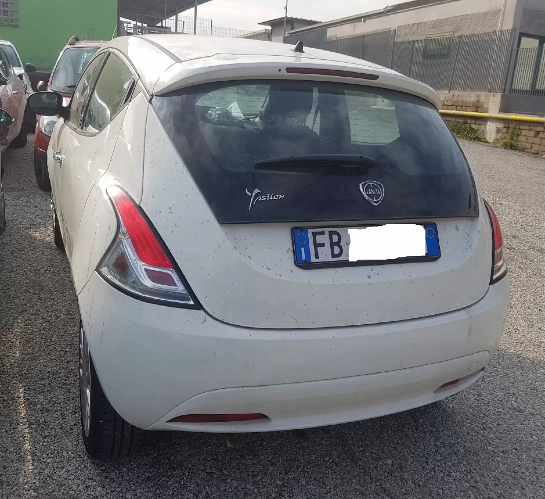 Lancia Ypsilon 1.2 benzina 69cv anno 10-2015